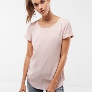 Express light pink zip back gramercy tee